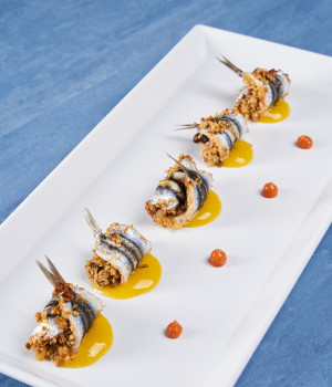 “BECCAFICO” ANCHOVIES WITH MANDARIN COULIS