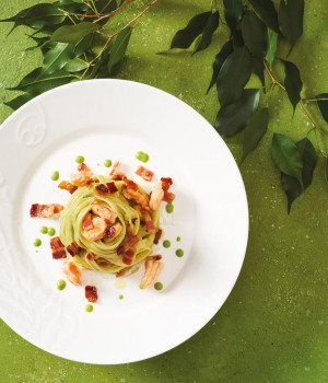 TAGLIATELLE GLUTEN FREE CON CREMA DI ZUCCHINE, MAZZANCOLLE E PANCETTA CROCCANTE