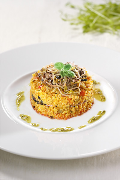 Little timbale of bulgur wheat and beansprouts