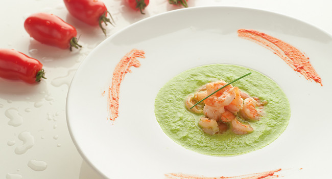 Soupe aux petits pois et crevettes